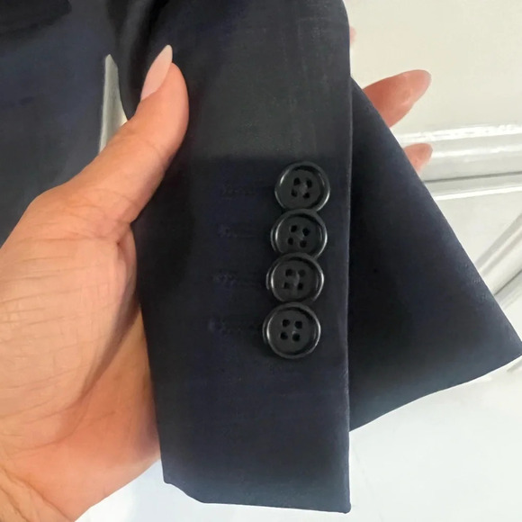 Joseph Abboud Black and Navy Blazer 38R - Picture 3 of 4